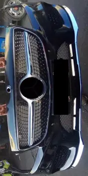 Auto Predný nárazník obklopený Telo kit predná mriežka chladiča na Mercedes W207 E200 E260 E300